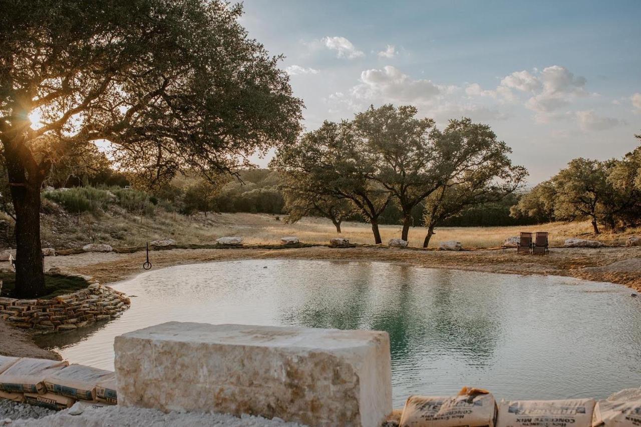 Villa Hummingbird Haus - Hill Country Views On 20 Acres With Firepit Spring Branch Exterior foto