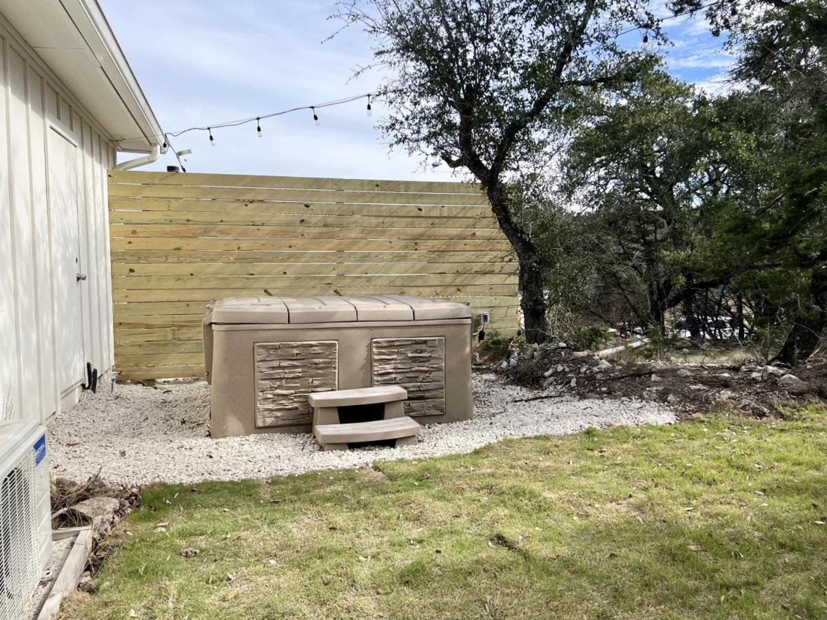 Villa Hummingbird Haus - Hill Country Views On 20 Acres With Firepit Spring Branch Exterior foto